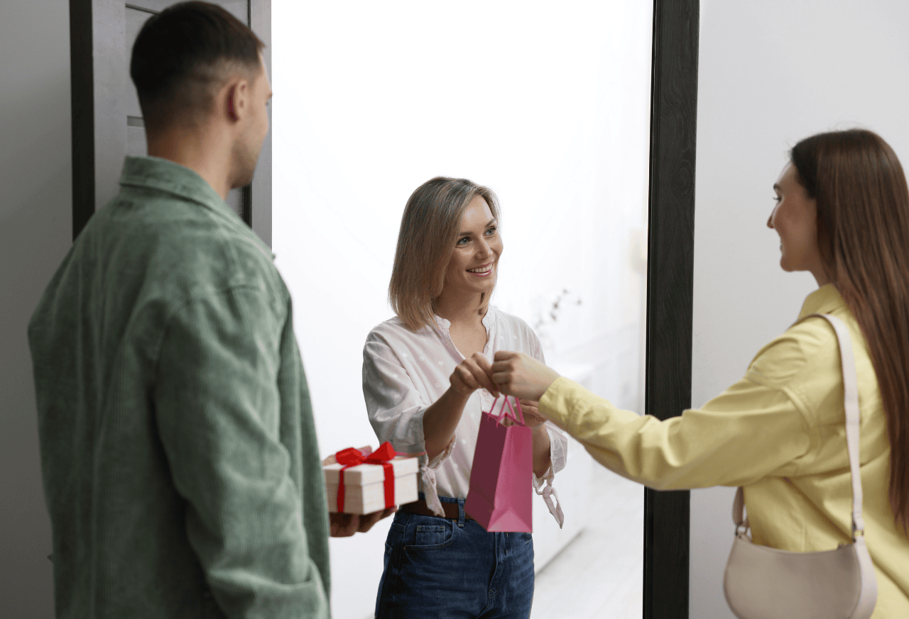 Host and Hostess Gift Ideas for Someone Who Loves Bringing People Together