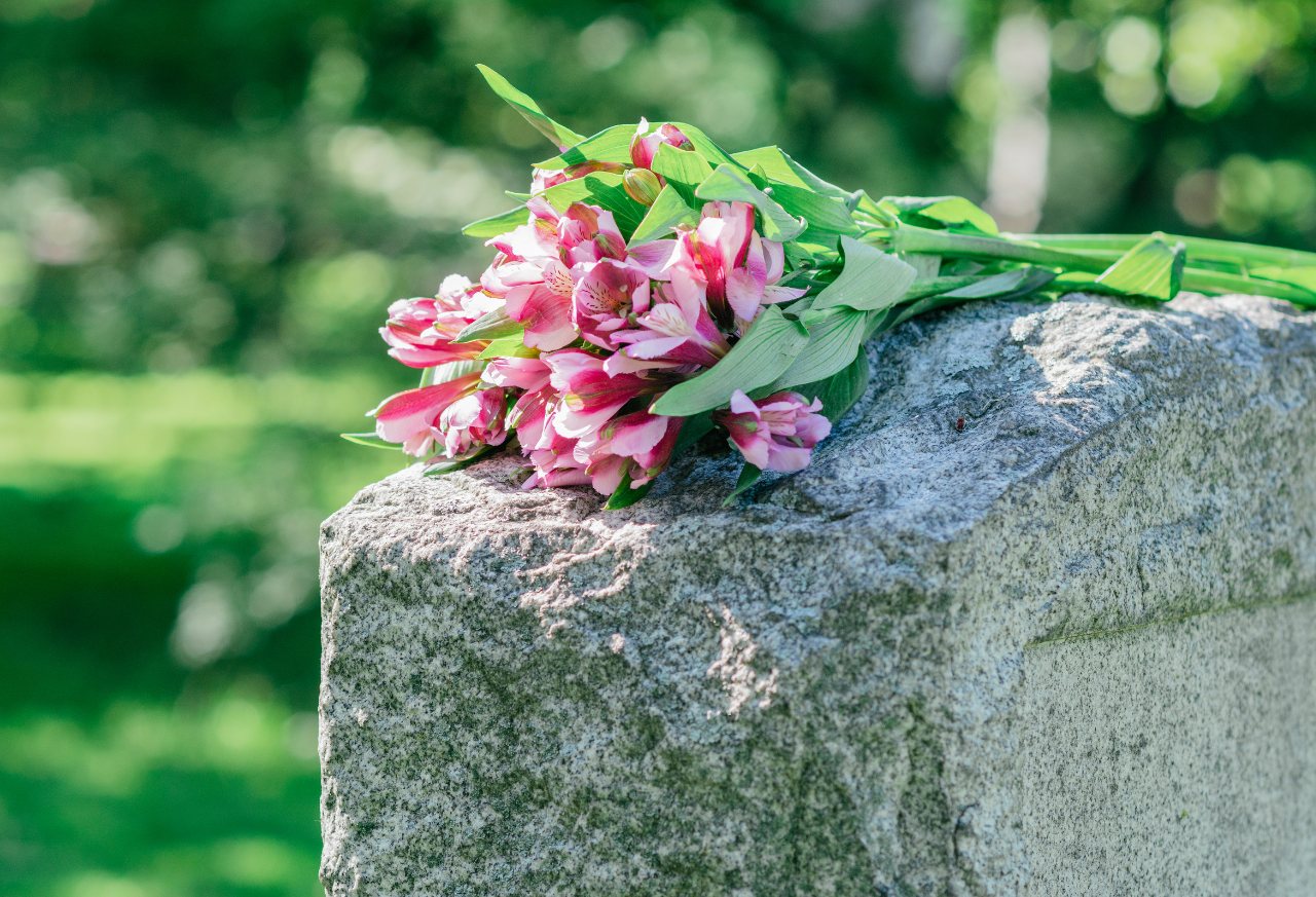 What Makes a Good Memorial Gift?