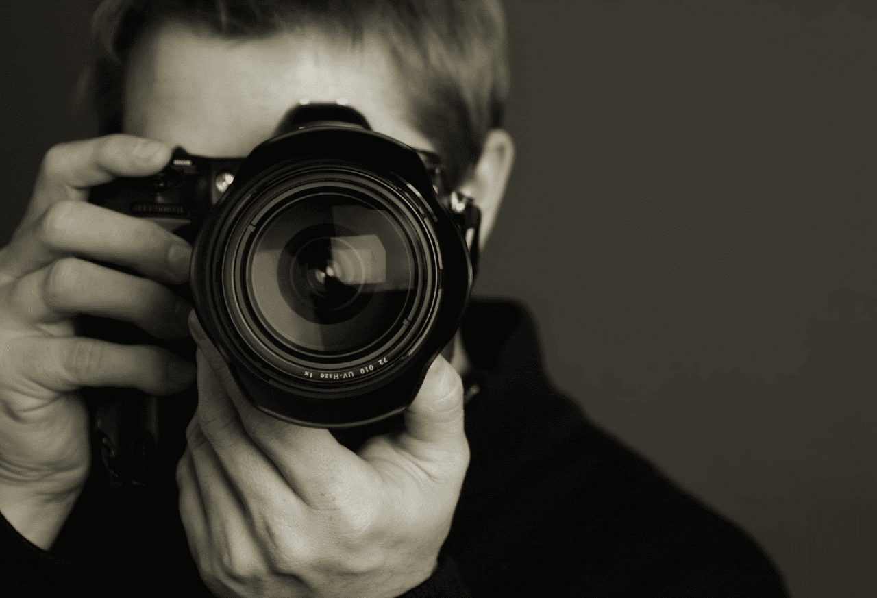 How to Choose and Upload the Best Photo for a Personalized Gift
